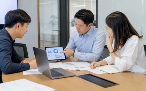 ChatGPT、Claude、Gemini 团队付款与费用管理